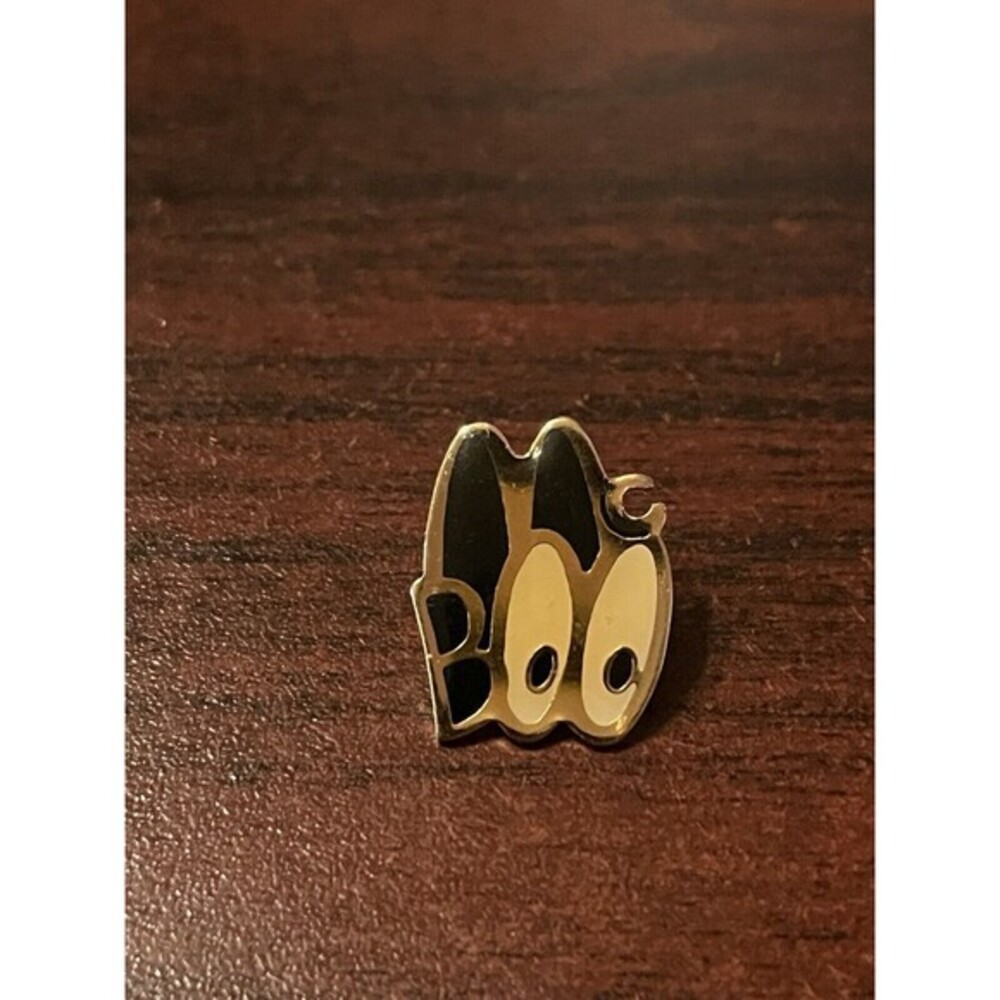 McDonald’s‎ McBoo Halloween Employee Lapel Hat Pin